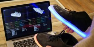 إبتكار أحذية رياضية ذكية ترصد الخطوات والسعرات الحرارية