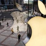 بيانات عملاء آبل تشاركتها جهات حكومية