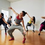 تعرف على الشخص من طريقة رقصه