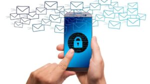 كيف تعرف أن أحدهم يتجسس على هاتفك